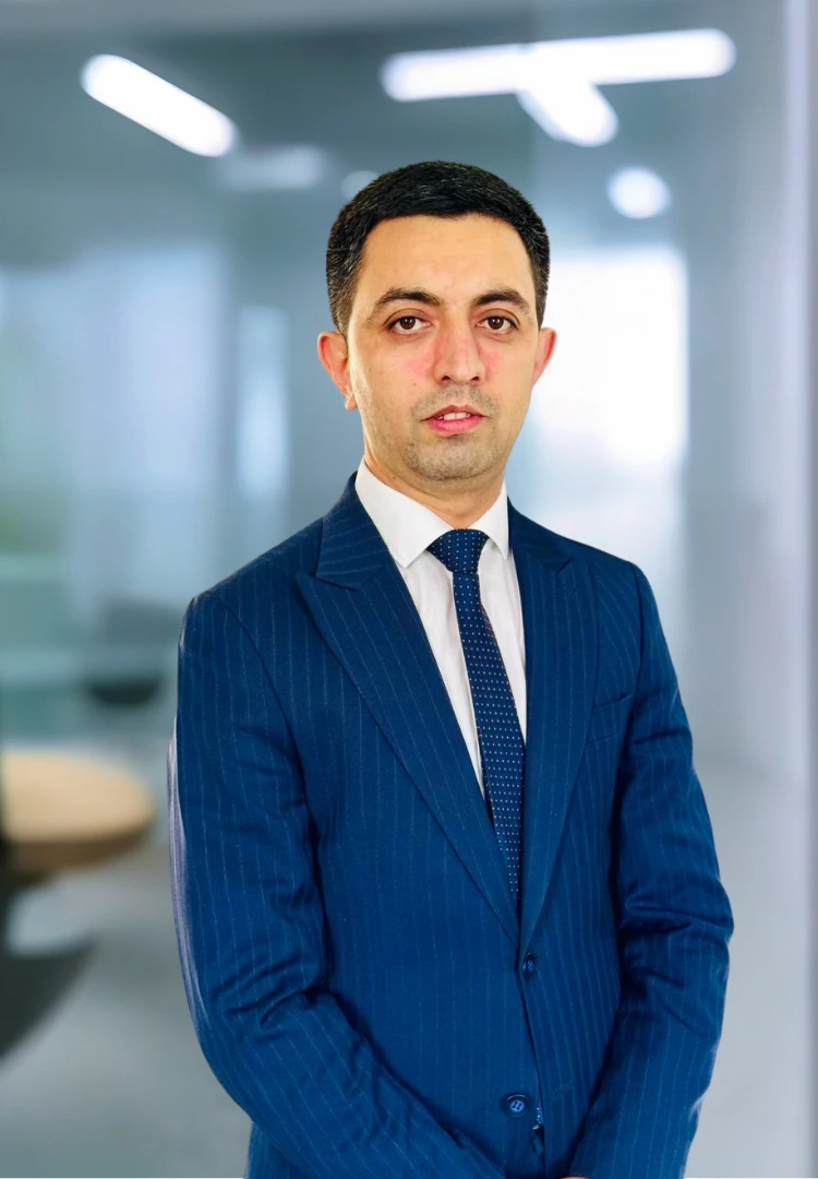 Эльтун Байрамов - Главный бухгалтер